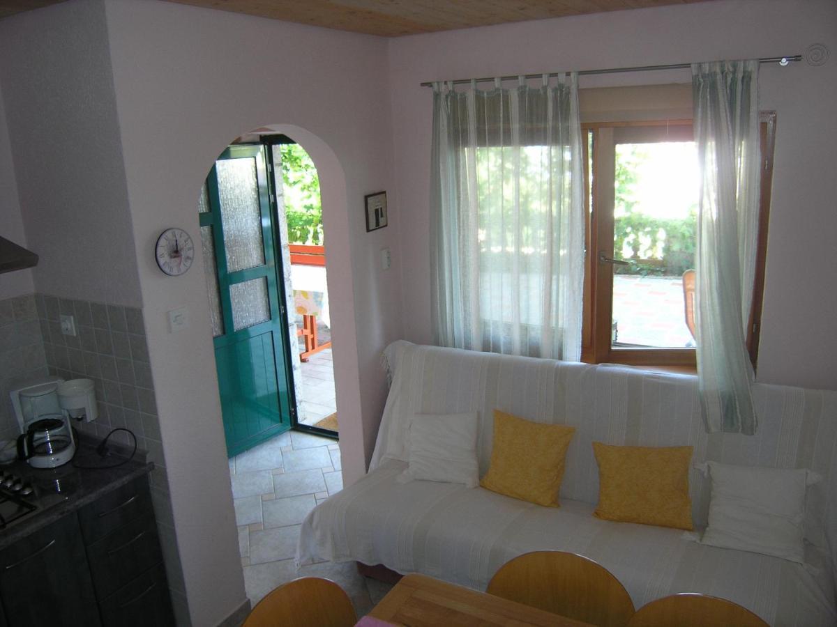 Apartment Viktoria เคลโนวีซา ภายนอก รูปภาพ